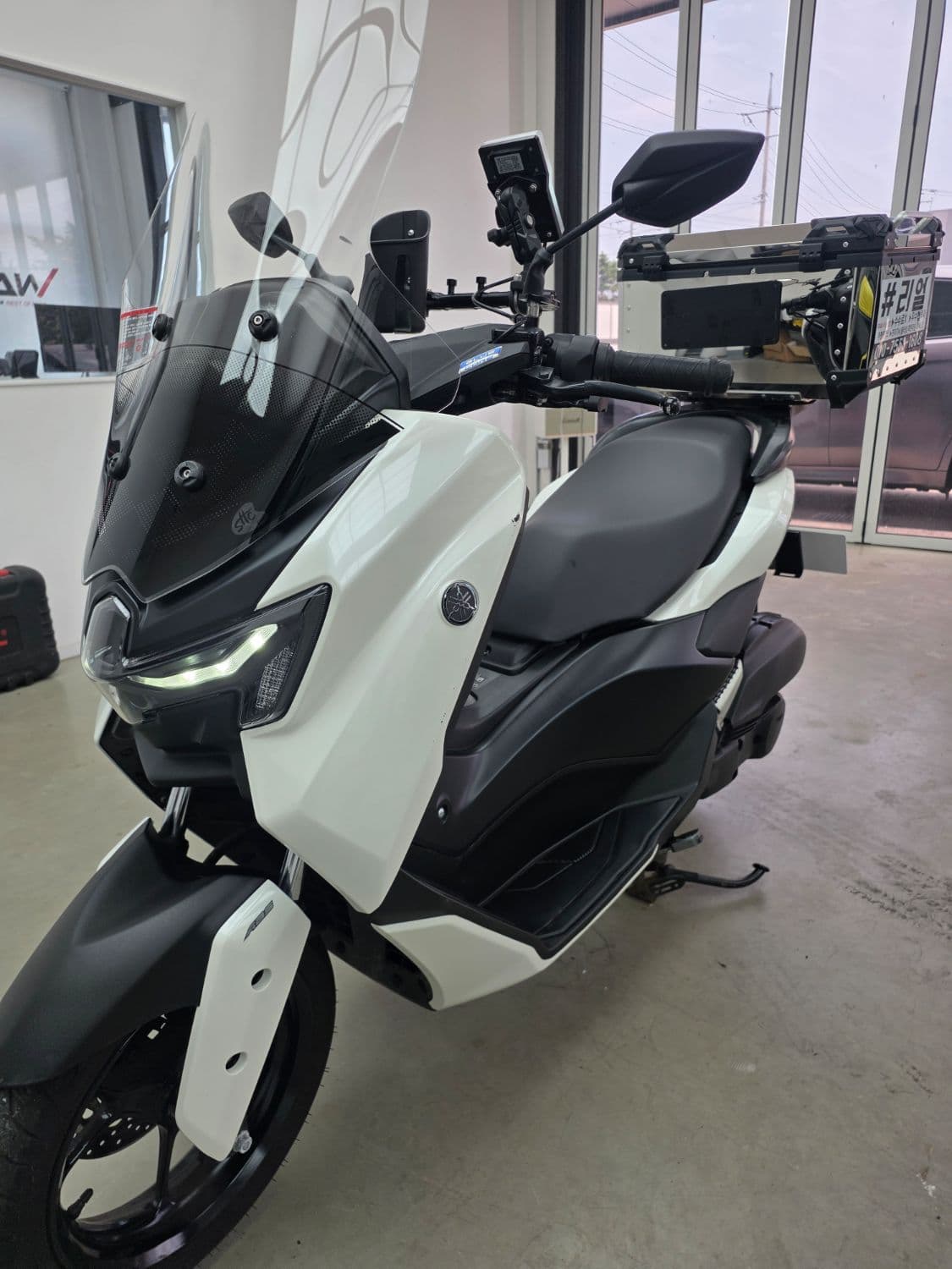 야마하 NMAX 125 7