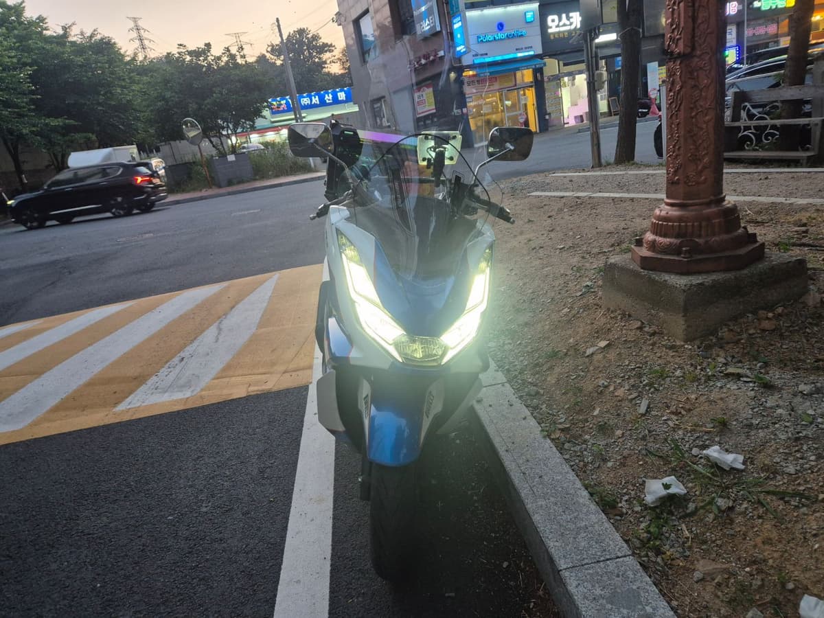혼다 PCX 125 2