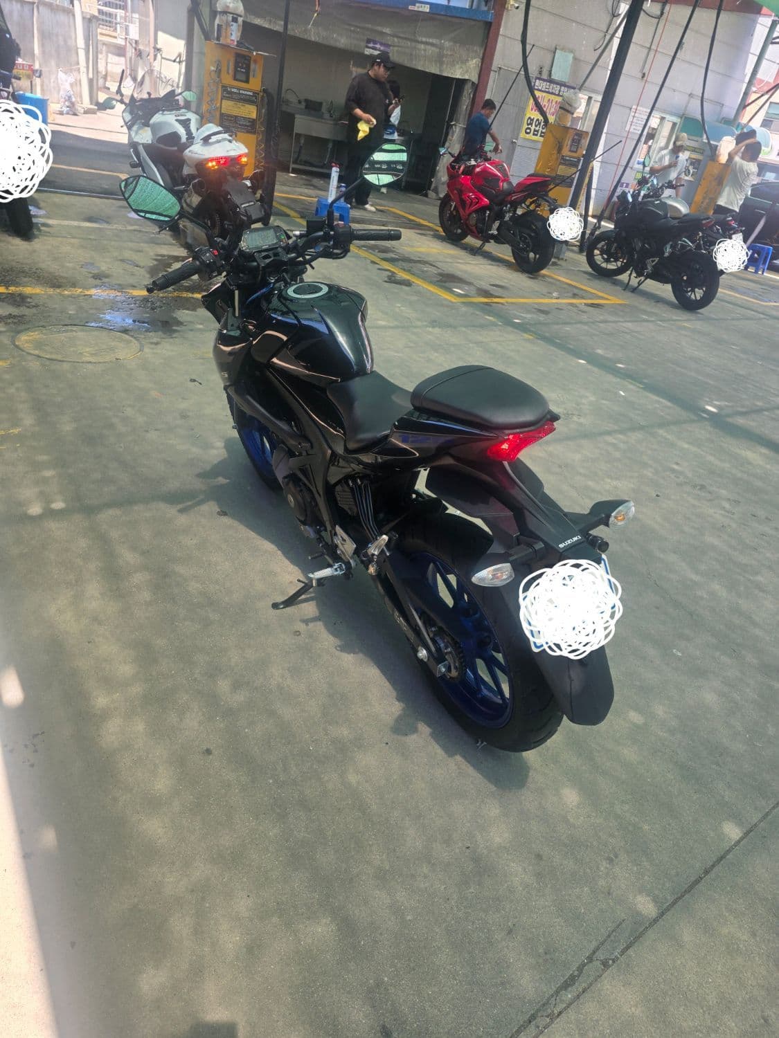 스즈키 GSX S 125 4