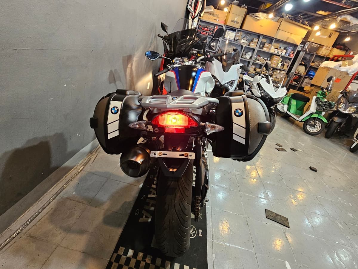BMW F 800 R 4
