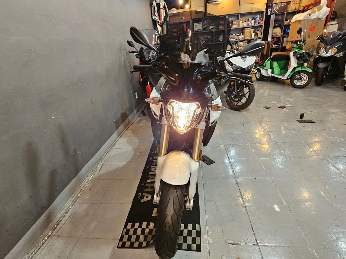 BMW F 800 R 8