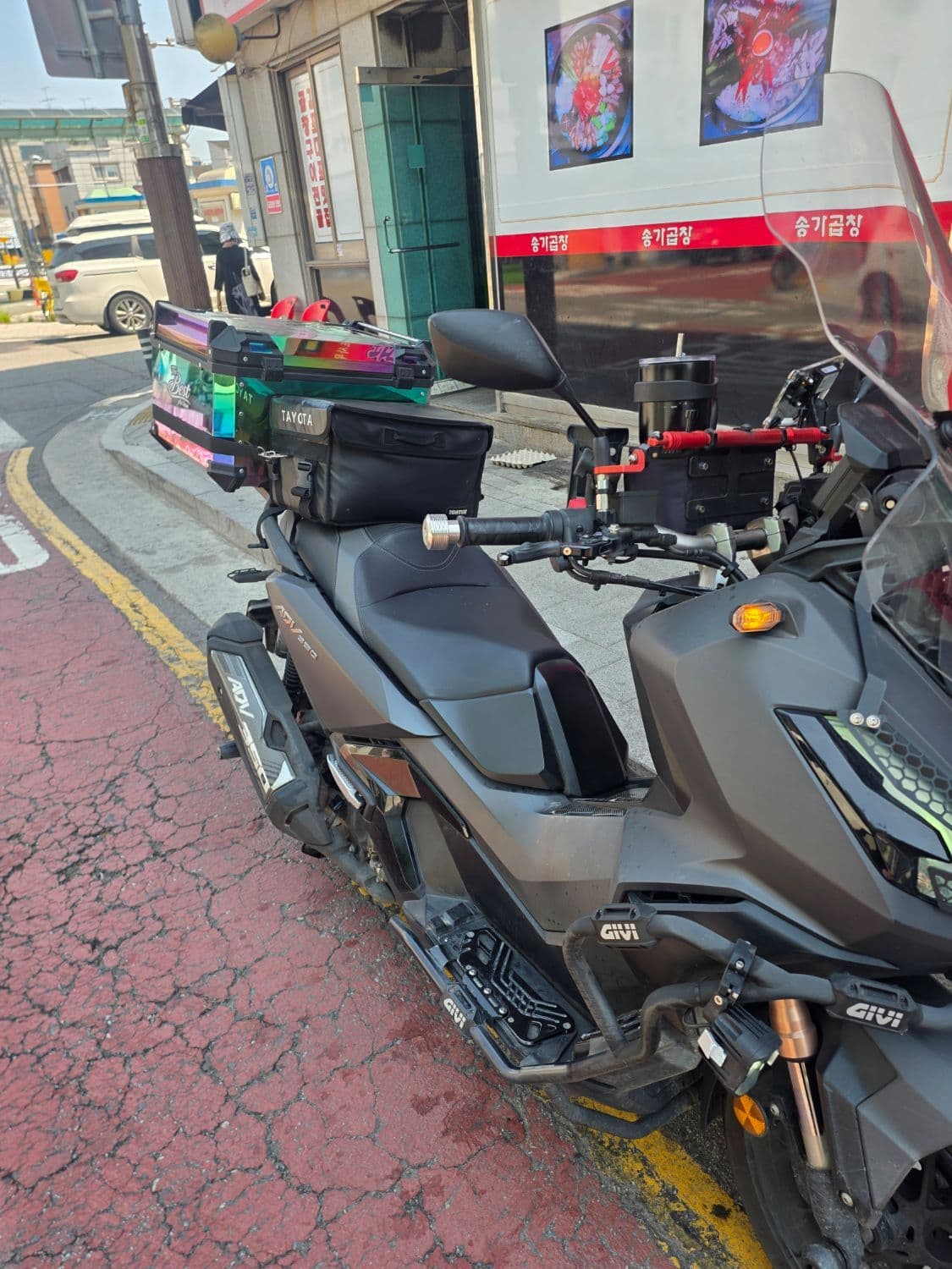 혼다 ADV 350 2