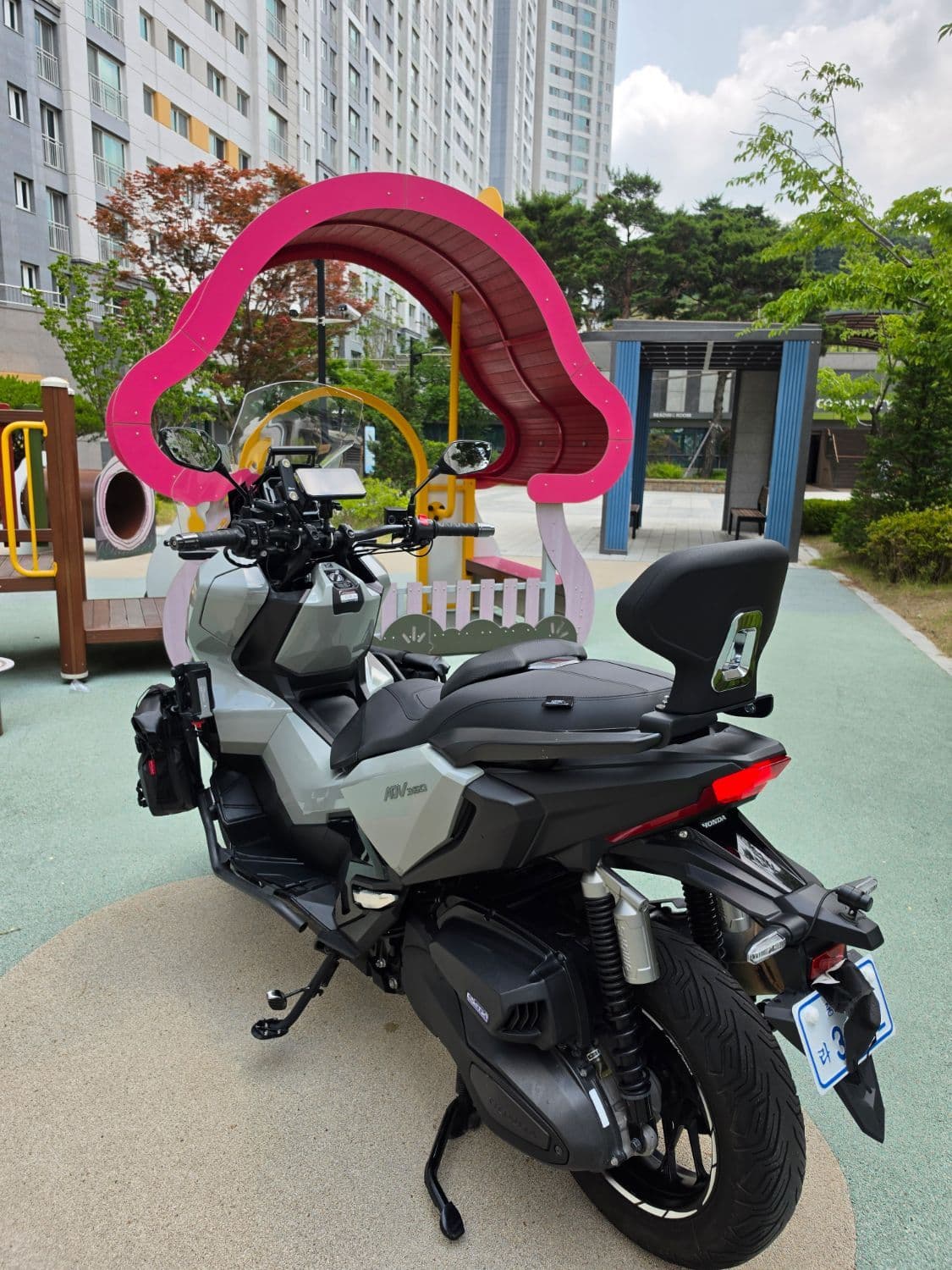 혼다 ADV 350 2