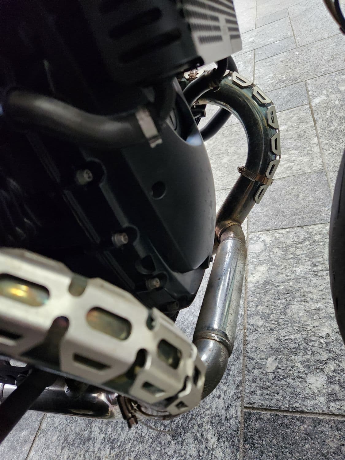 BMW R nine T 17