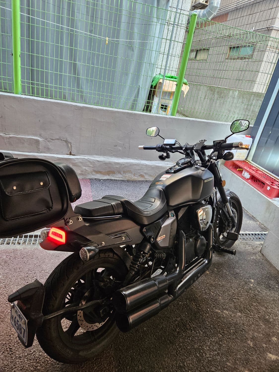 부캐너 V BOB 250 2