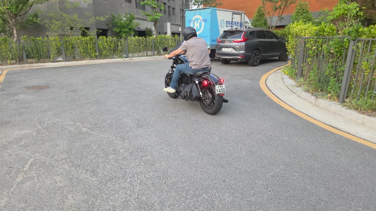 할리데이비슨 포티에잇 1