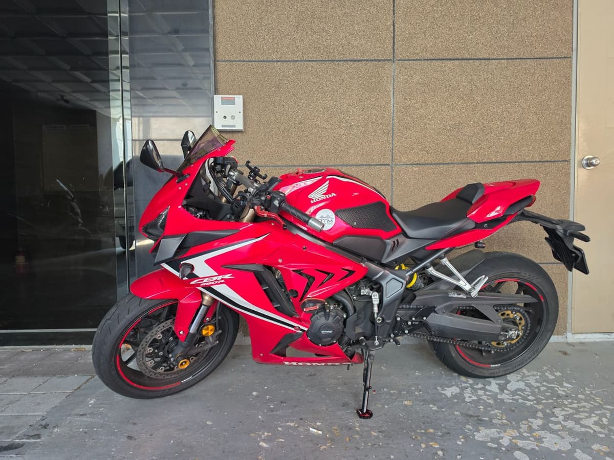 혼다 CBR 650 R MT more