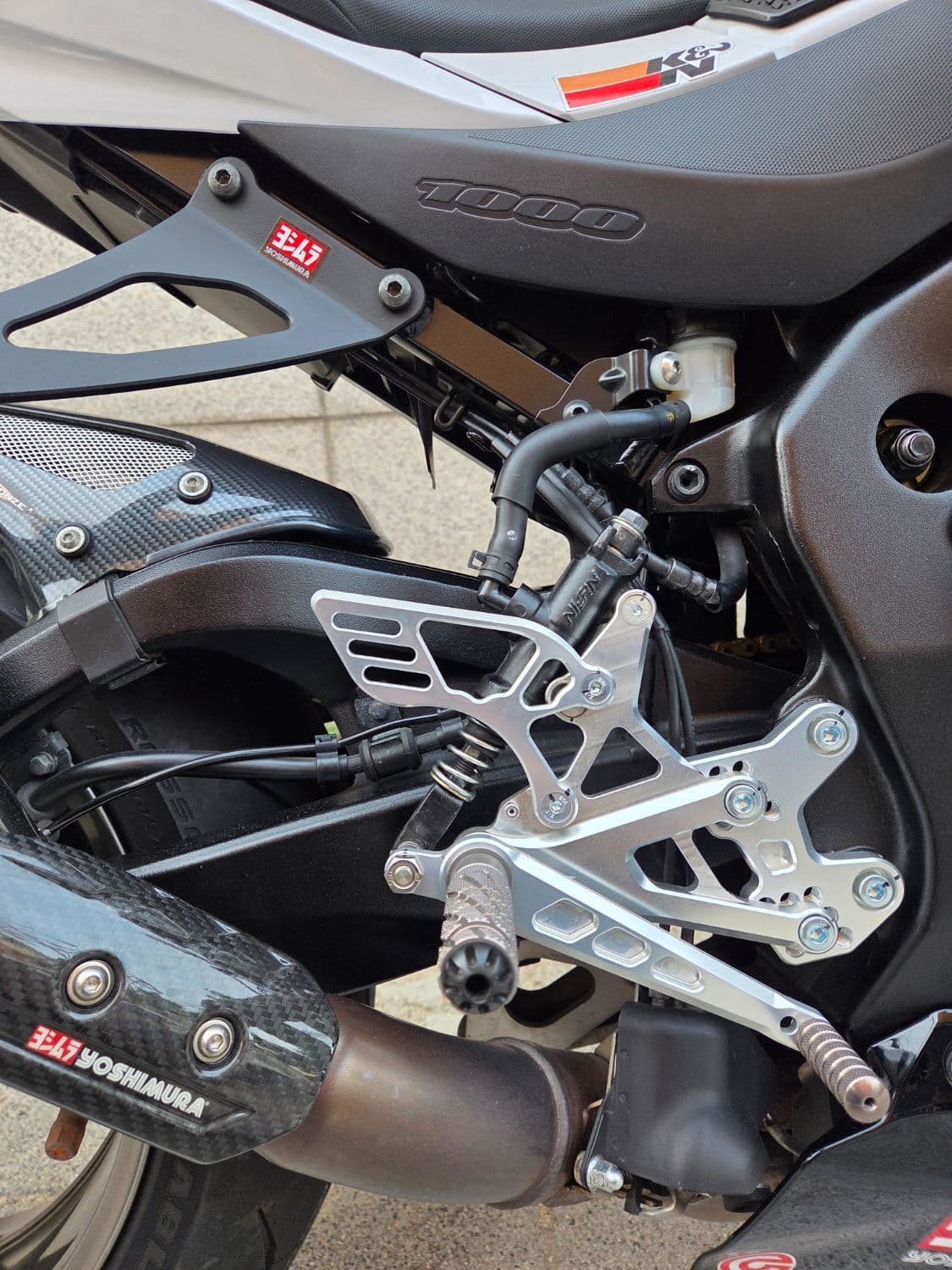 스즈키 GSX R 1000 R 14