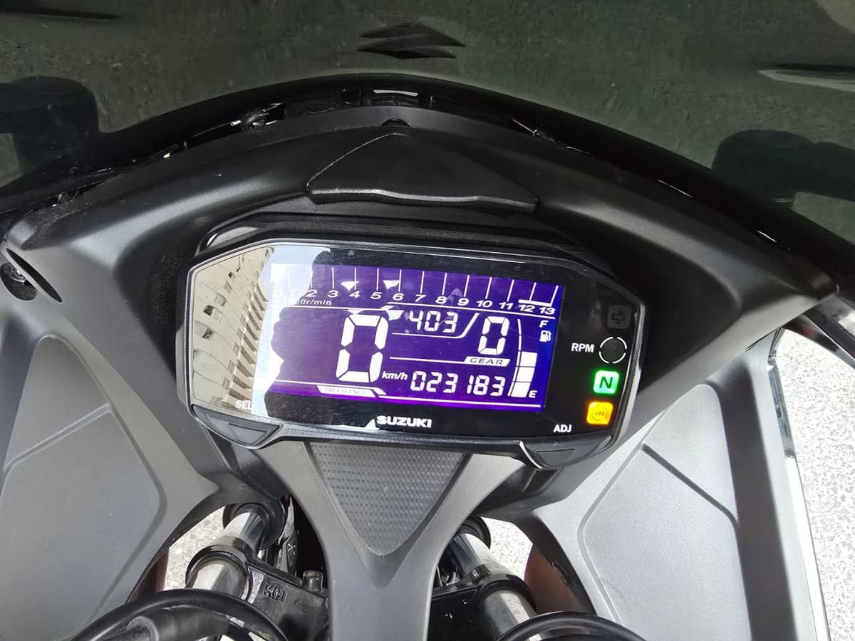 스즈키 GSX R 125 ABS 9