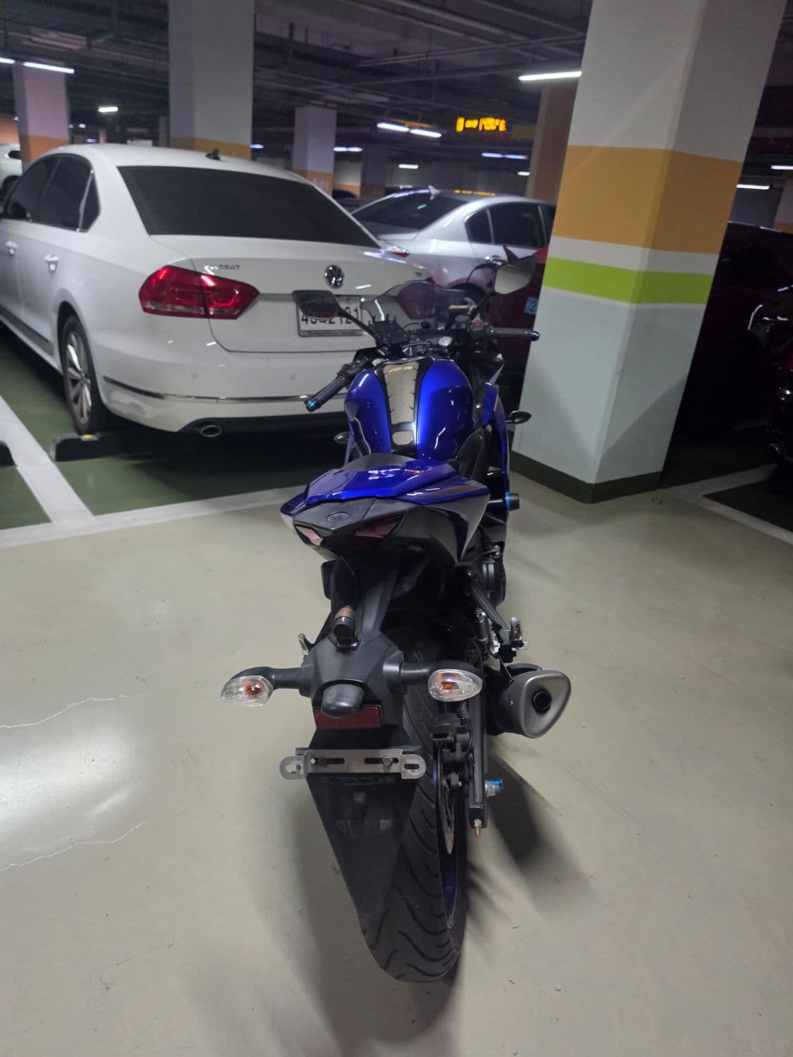야마하 YZF R3 10