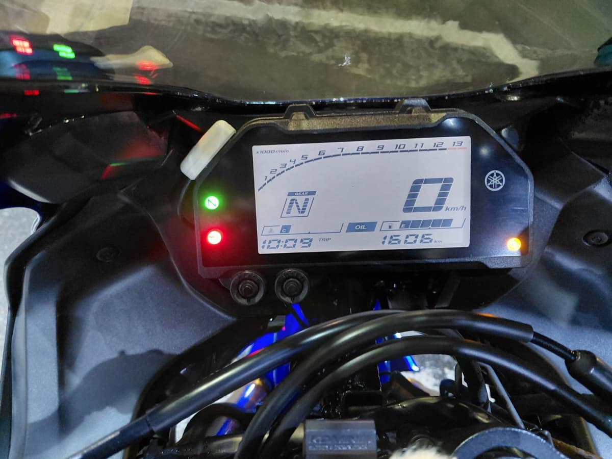 야마하 YZF R3 more