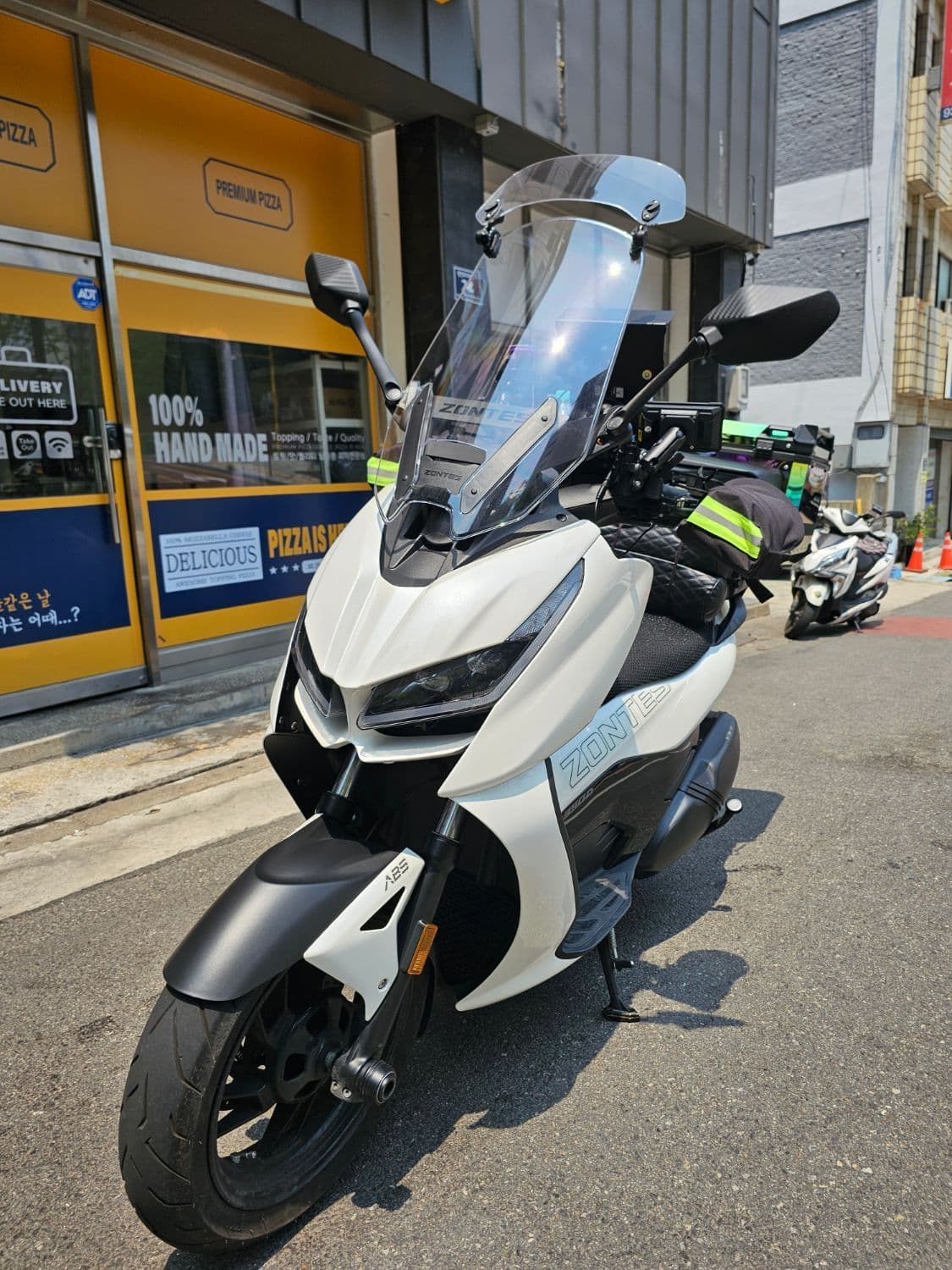 존테스 350 D 1