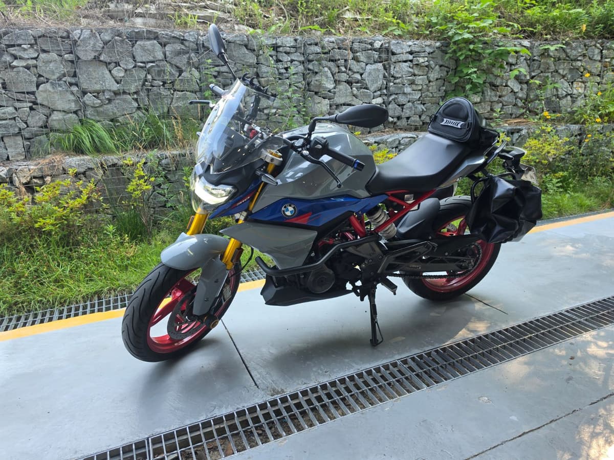BMW G 310 R 1
