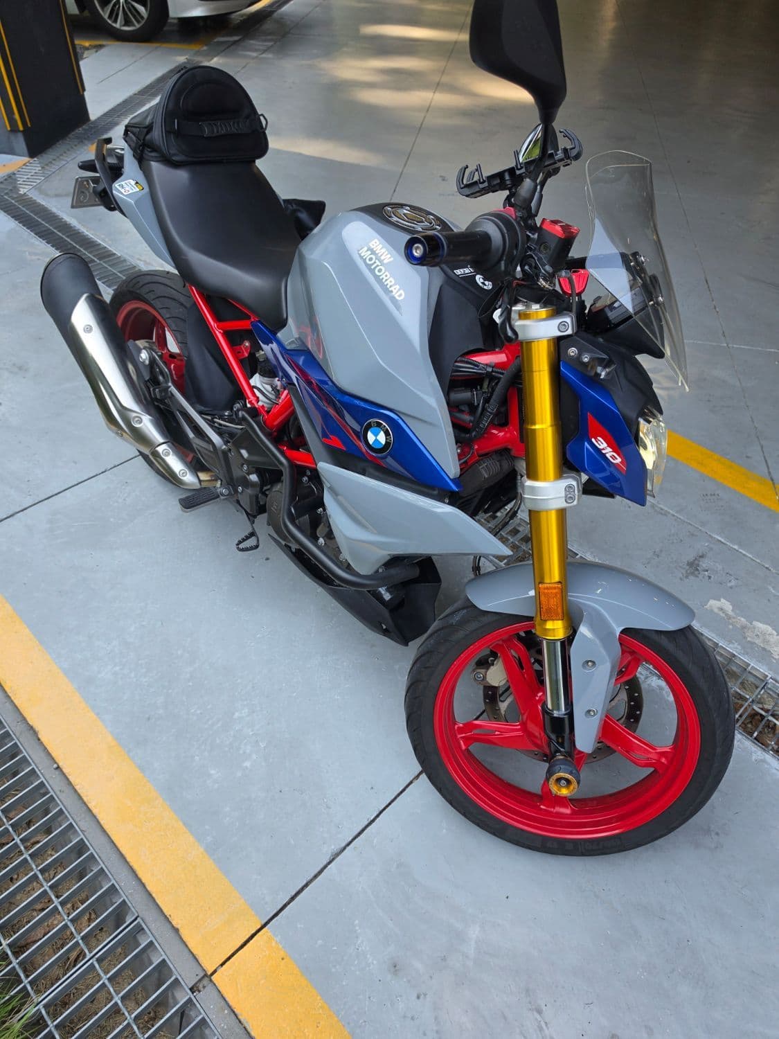 BMW G 310 R 4