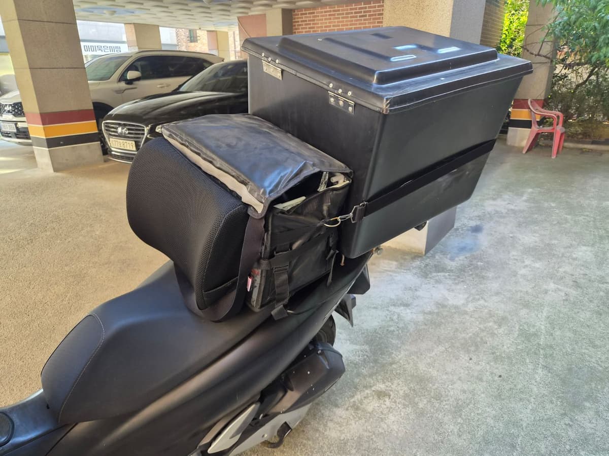 혼다 PCX 125 more