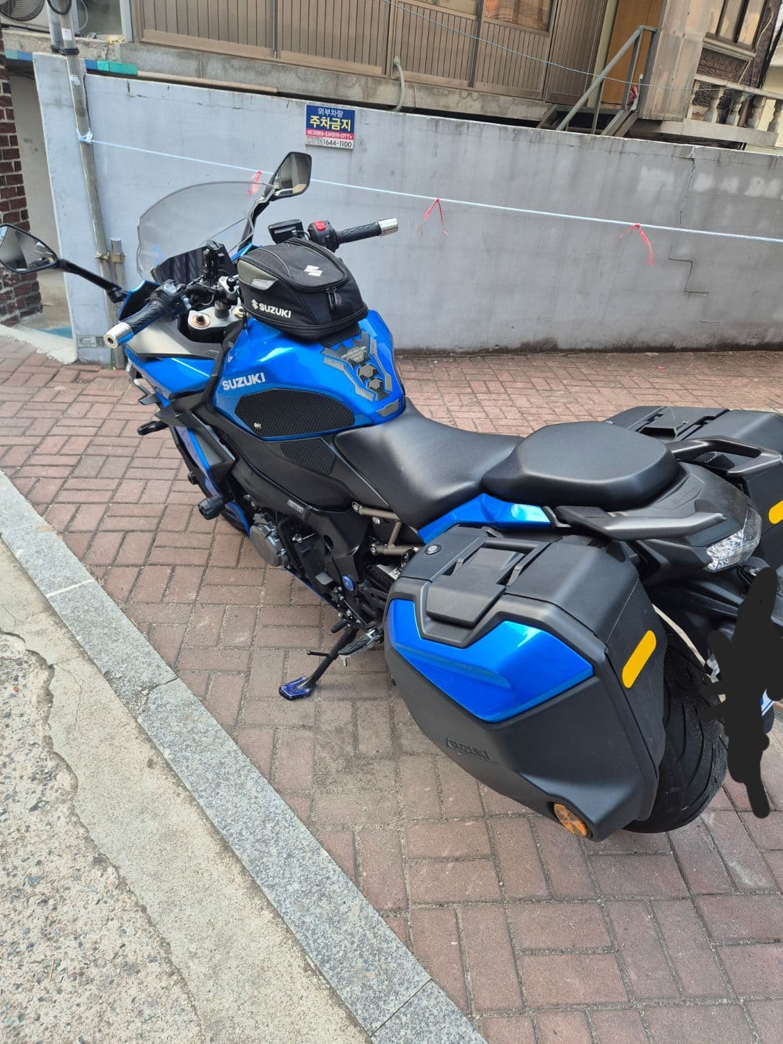 스즈키 GSX S 1000 GT 3