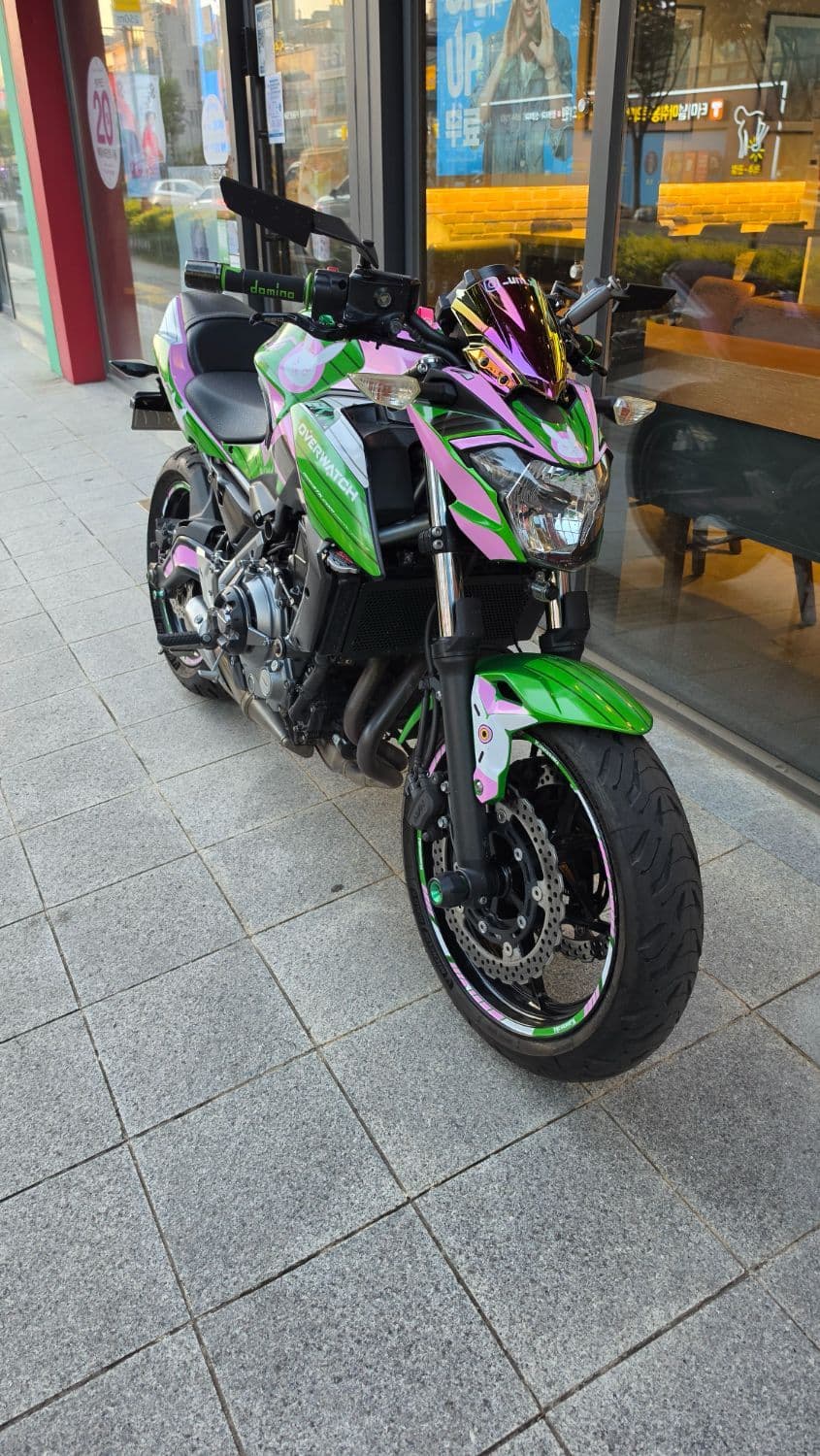 가와사키 Z 650 1