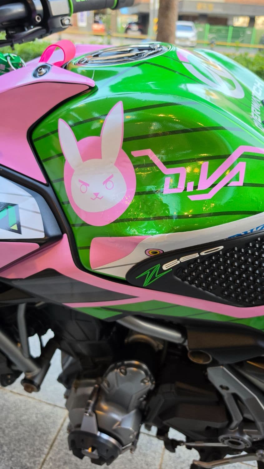 가와사키 Z 650 more