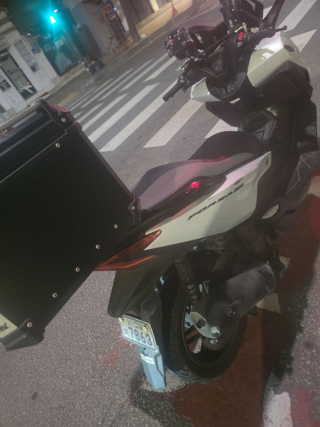 혼다 포르자 350 4