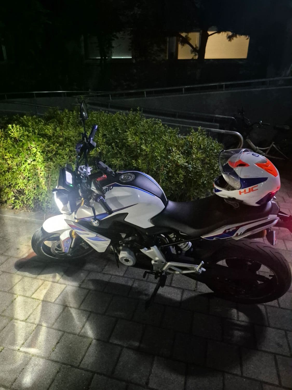 BMW G 310 R 2