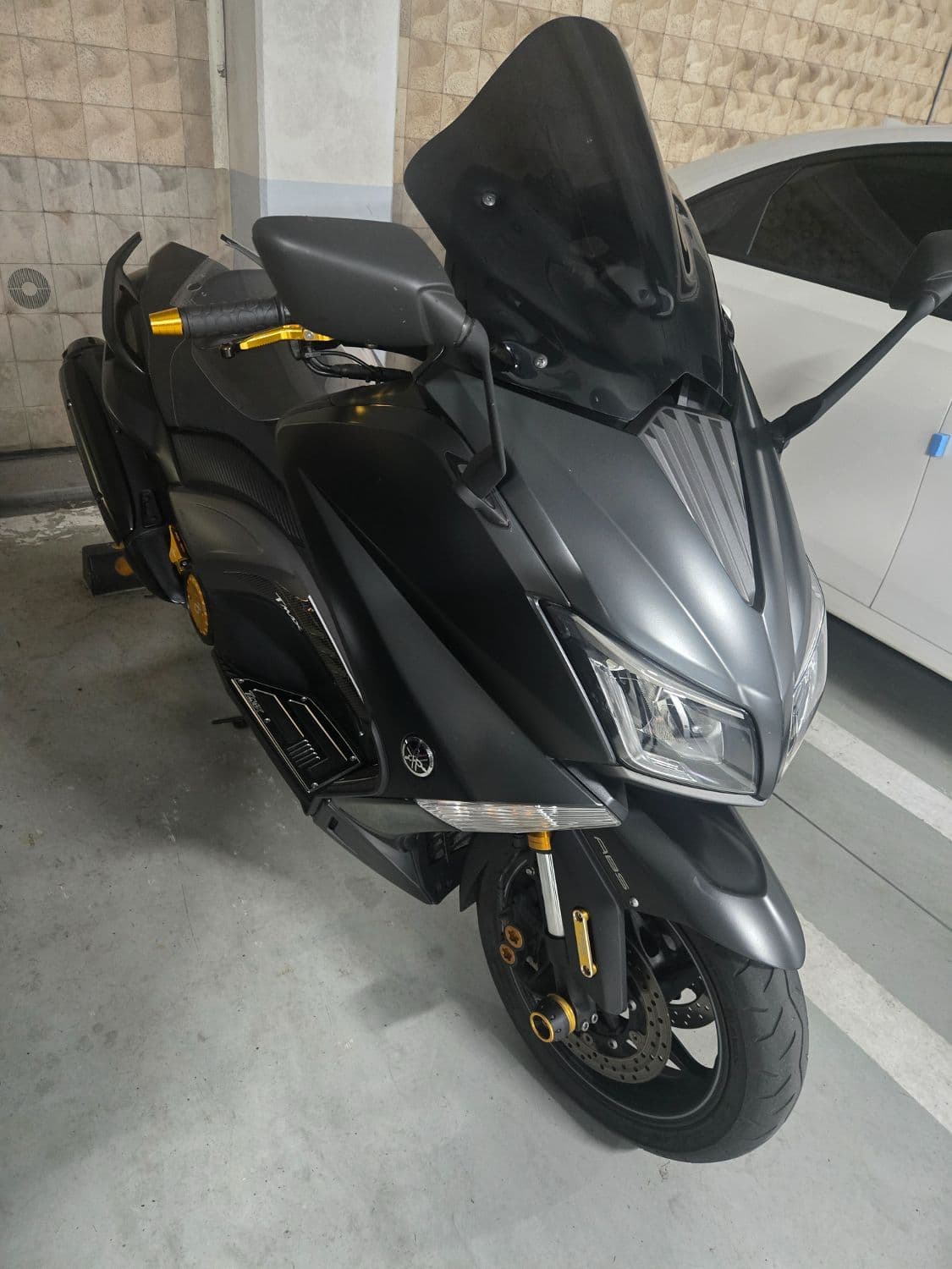 야마하 TMAX 530 1
