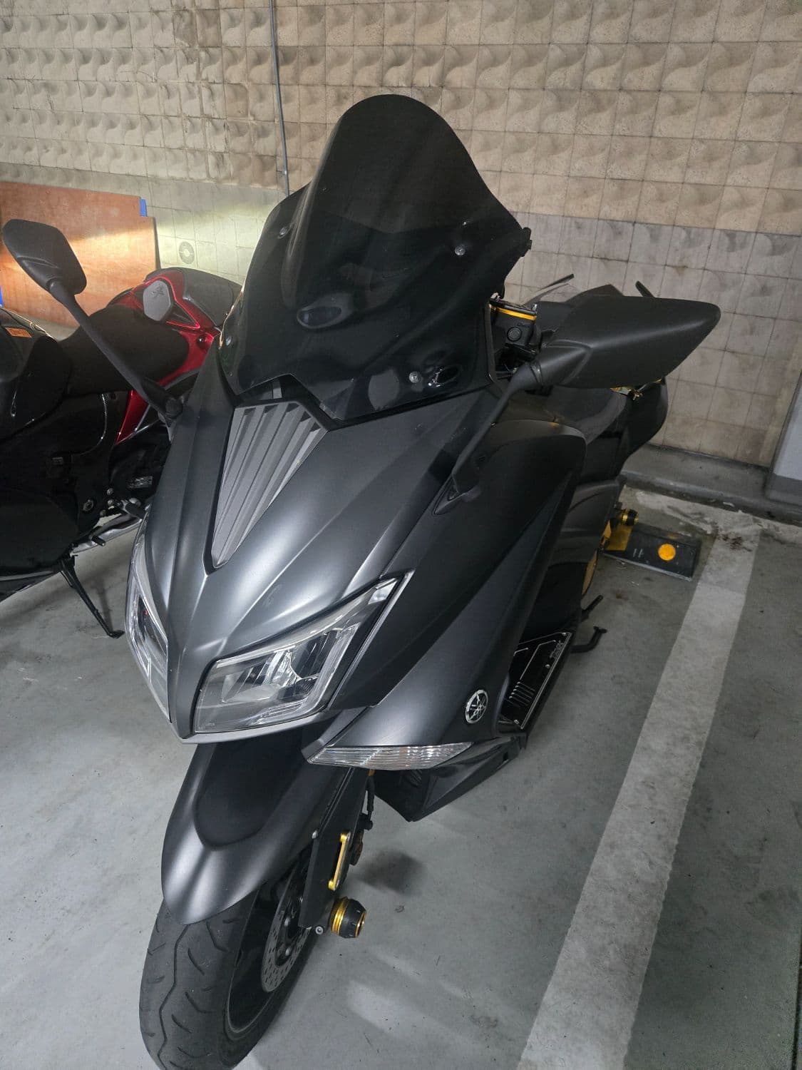 야마하 TMAX 530 2