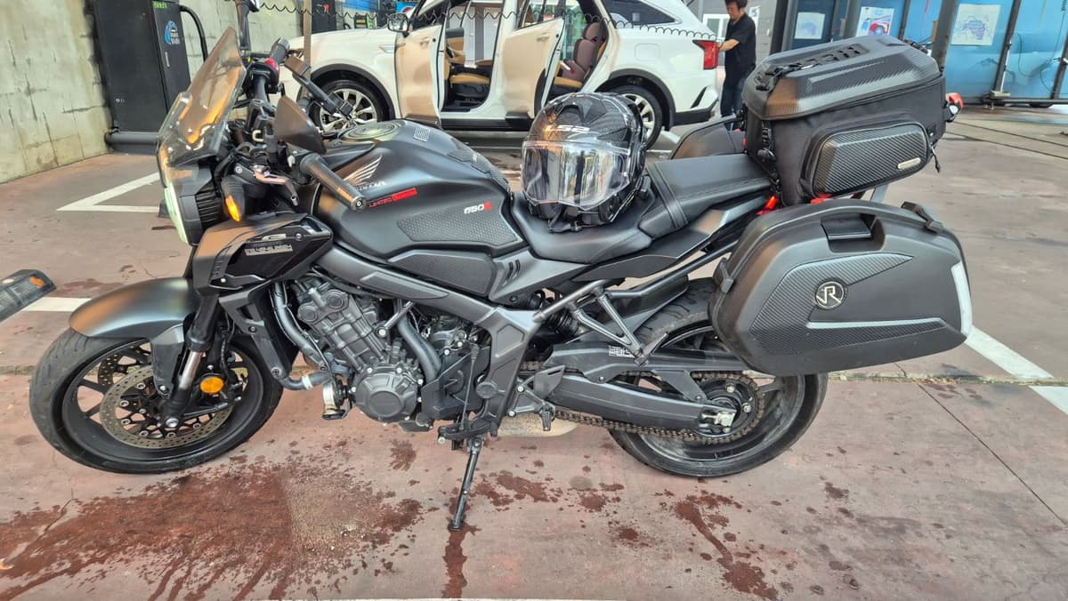 혼다 CB 650 R 5
