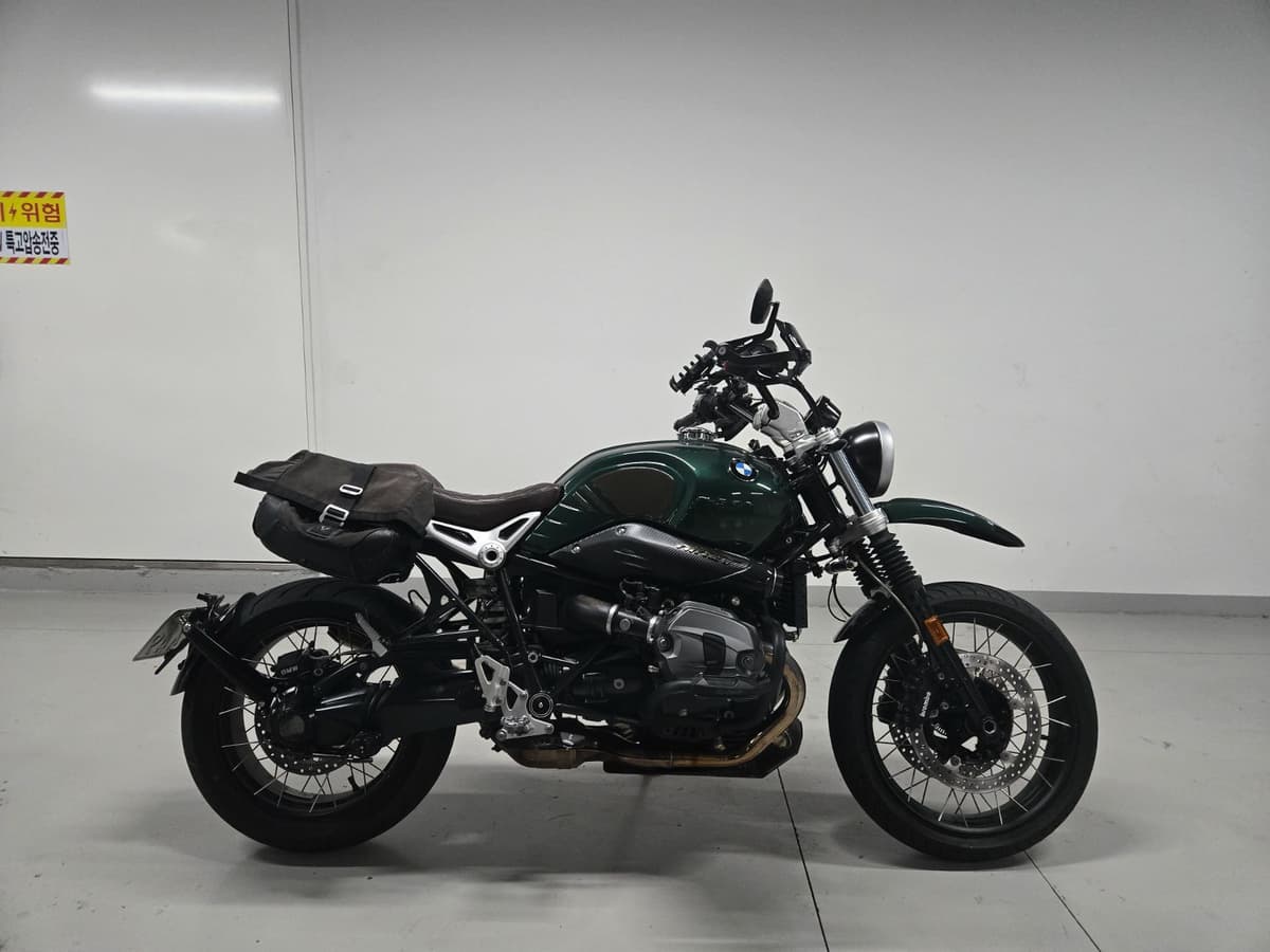 BMW R nine T 어반 GS 1