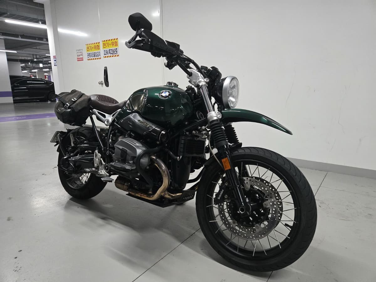 BMW R nine T 어반 GS 2