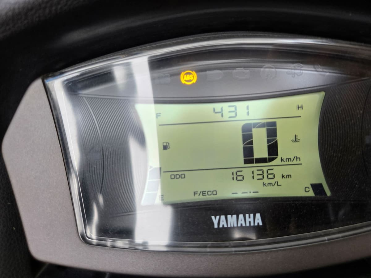 야마하 NMAX 155 11