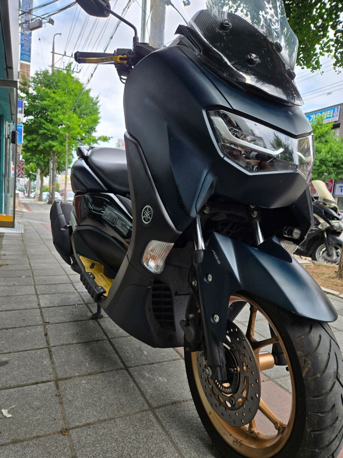 야마하 NMAX 155 9