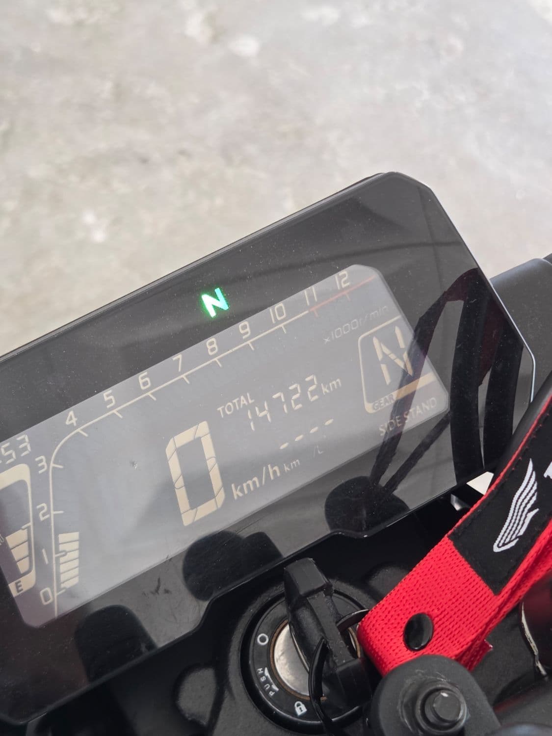 혼다 CB 125 R 4