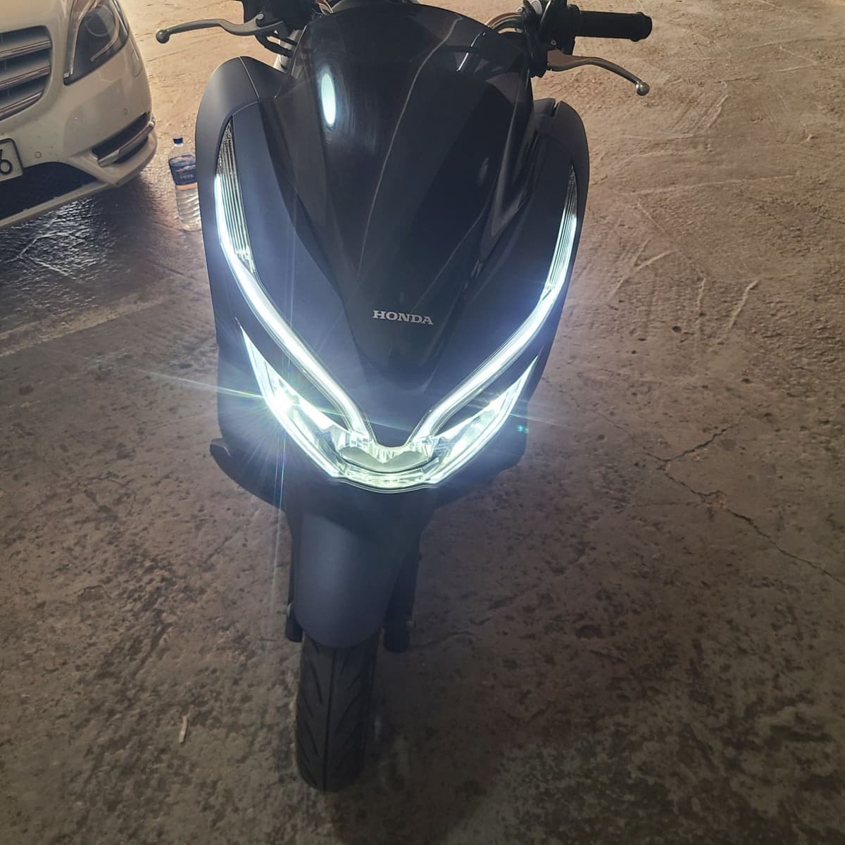혼다 PCX 125 14