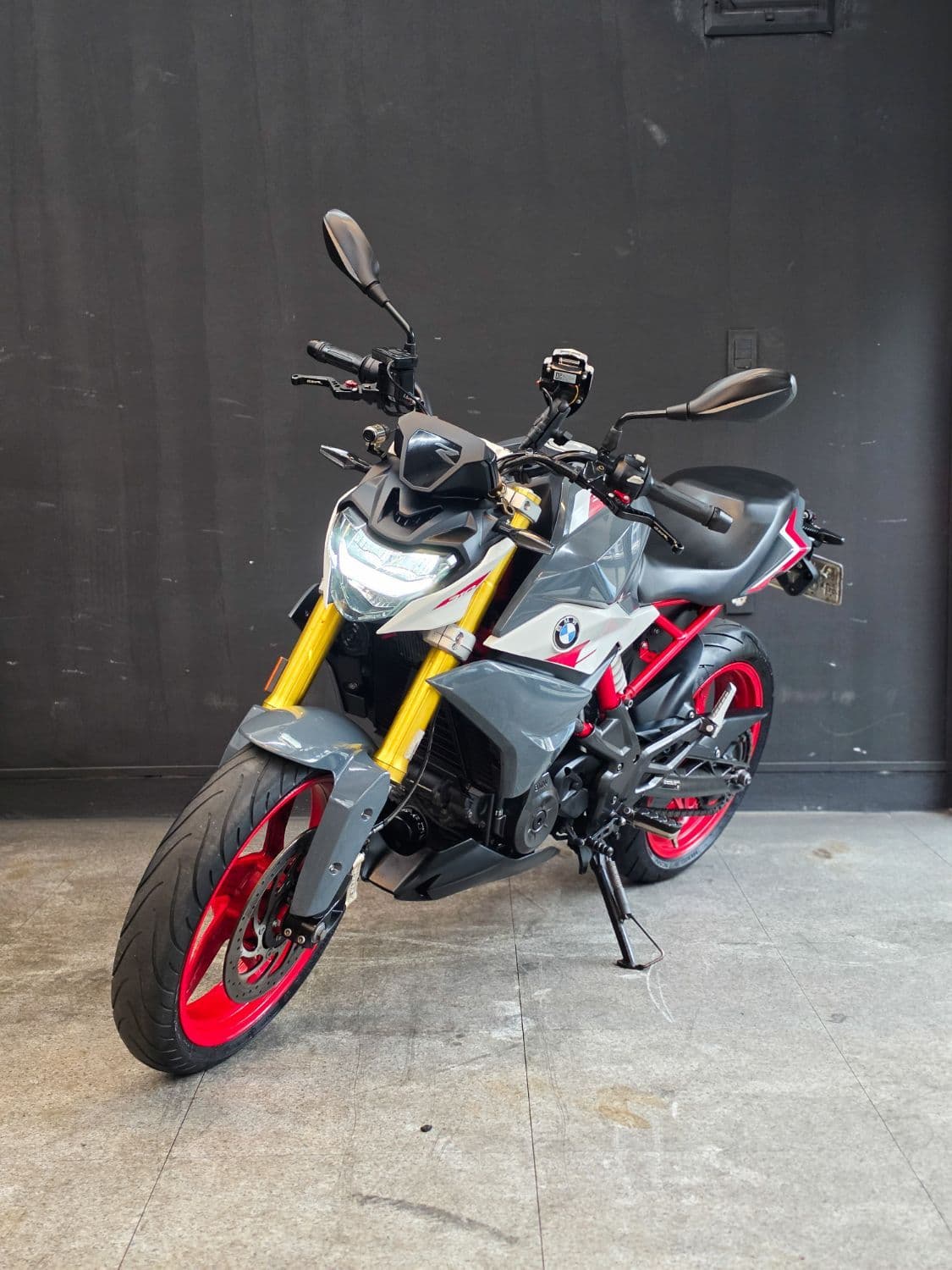 BMW G 310 R 2