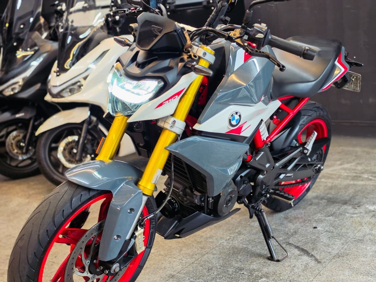 BMW G 310 R 15