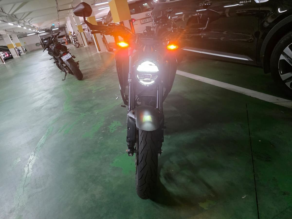 혼다 CB 125 R 2