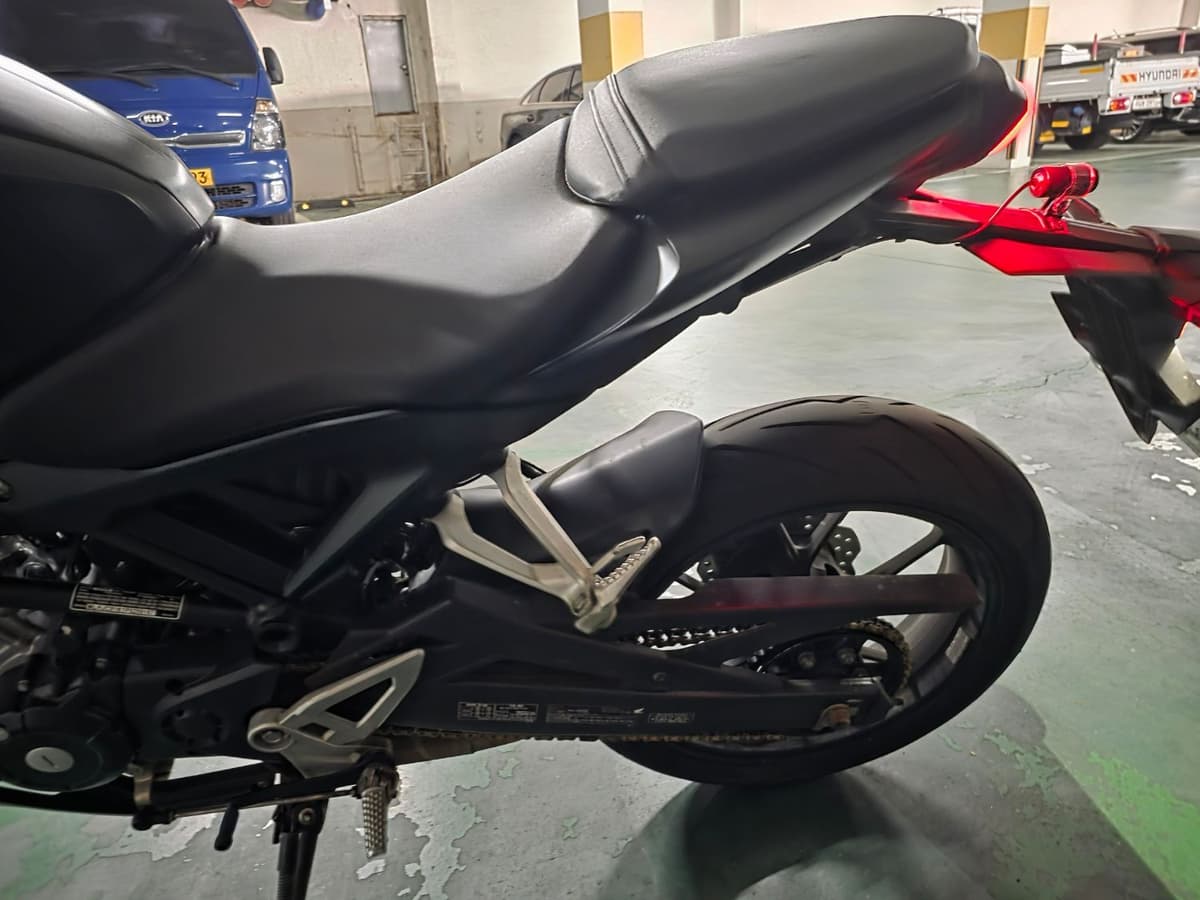 혼다 CB 125 R 13