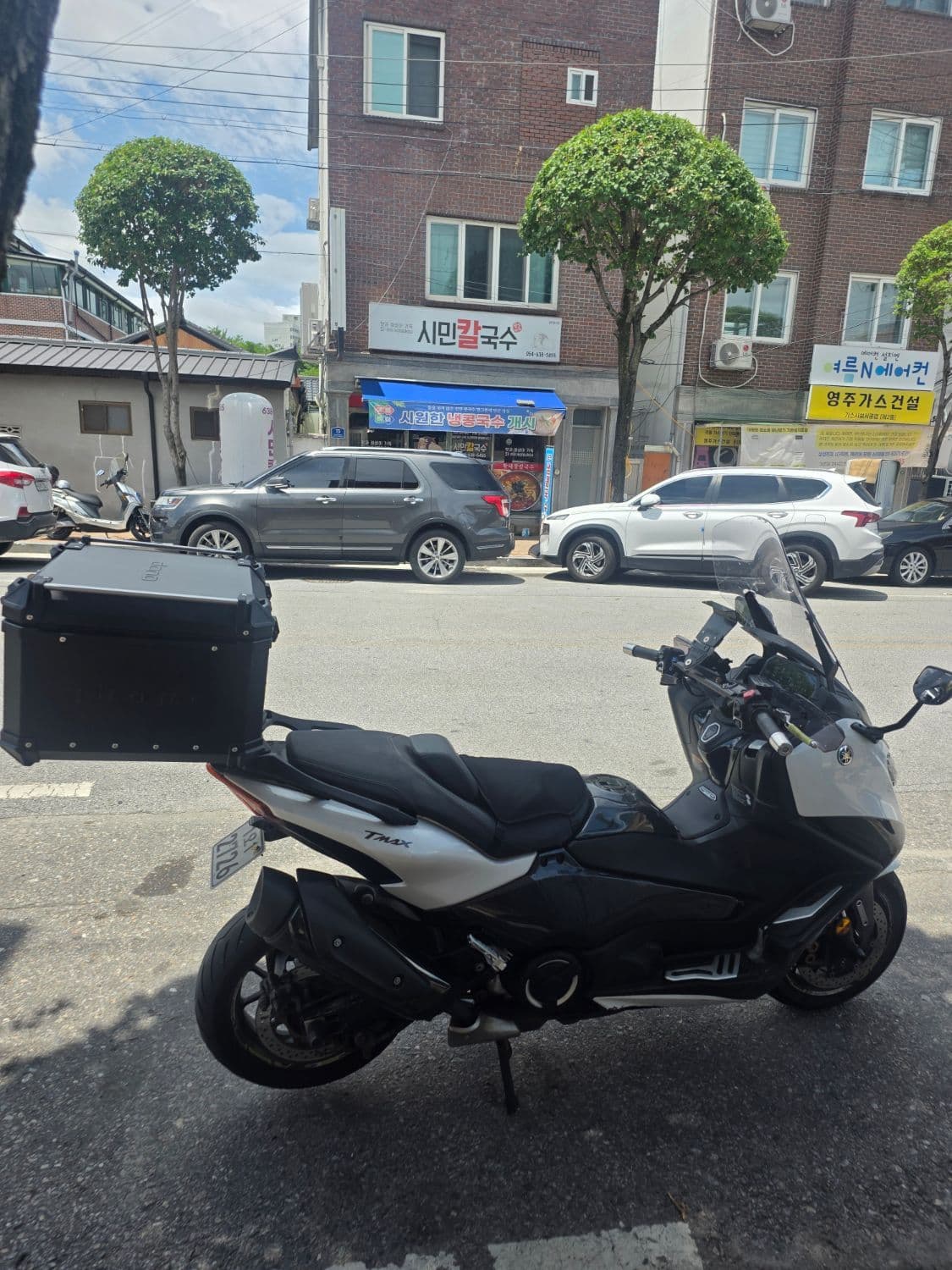 야마하 TMAX 560 4