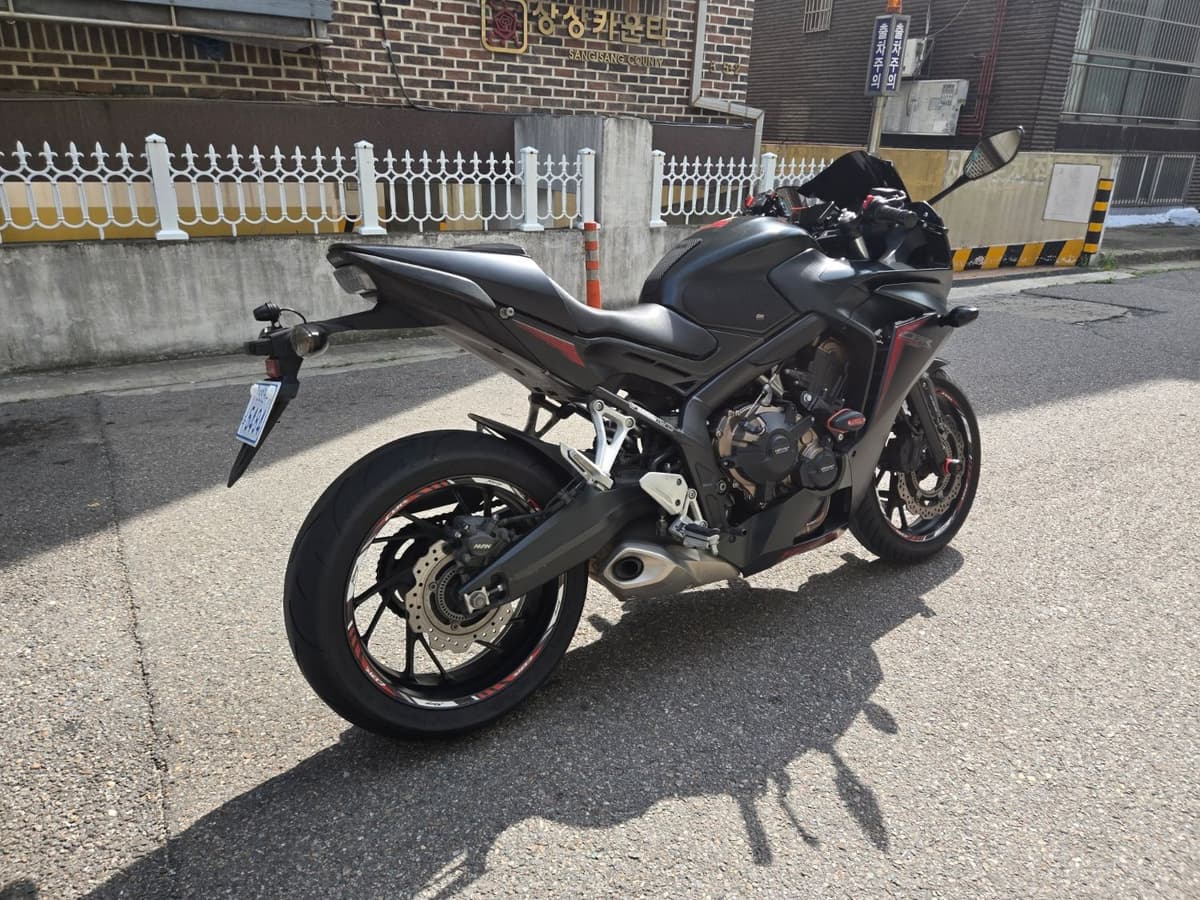 혼다 CBR 650 F 3