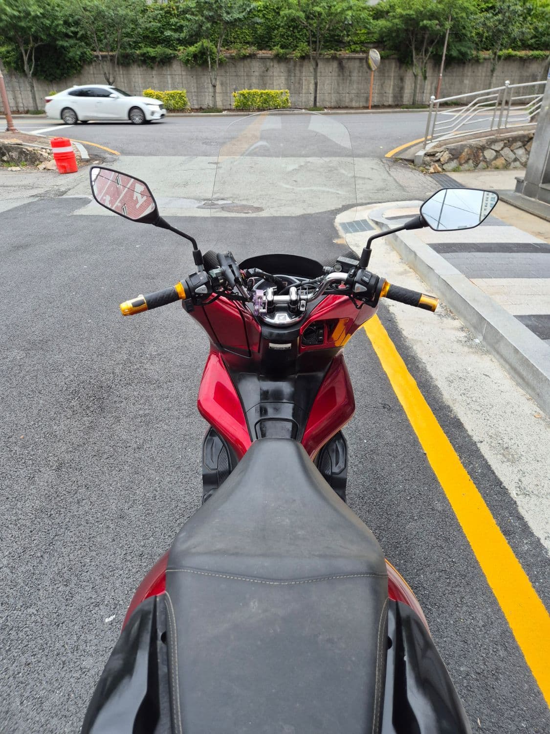 혼다 PCX 125 7