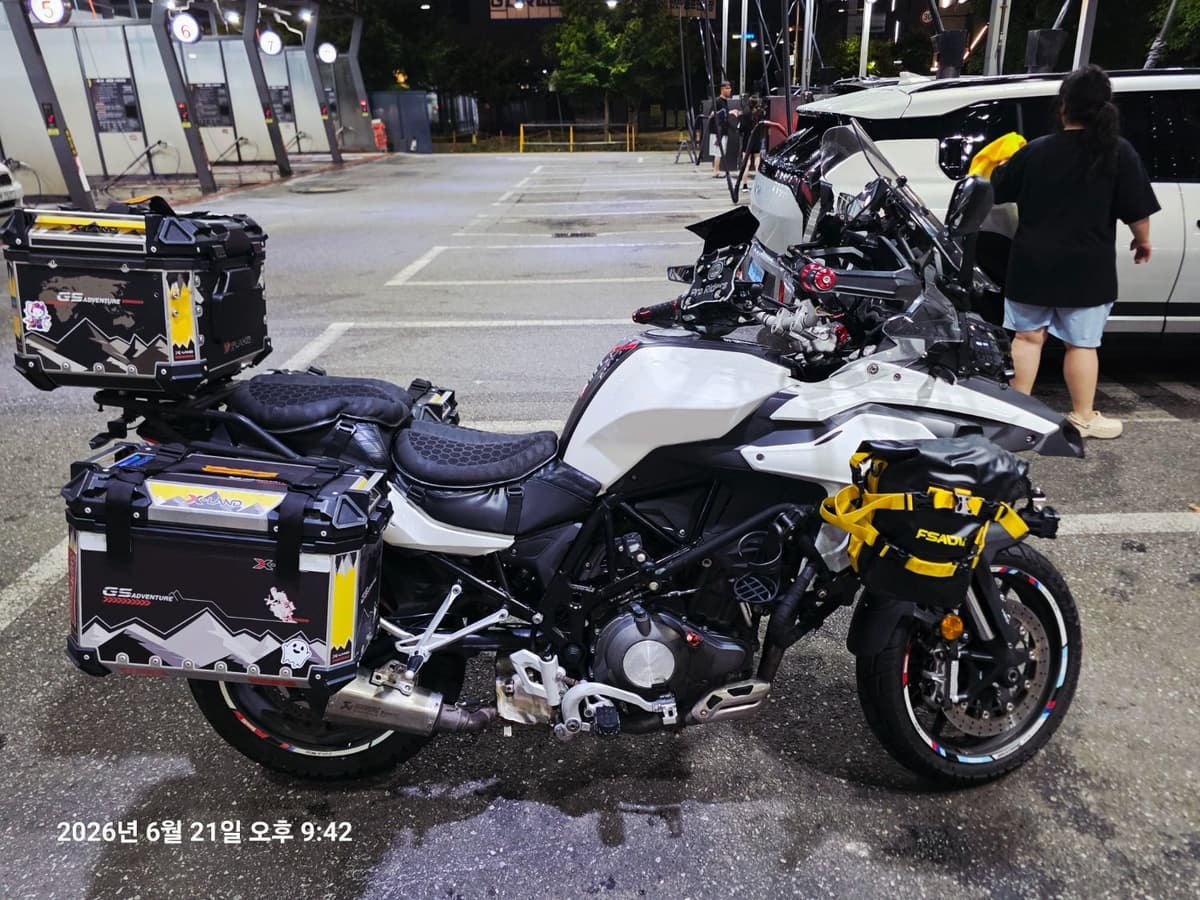 베넬리 TRK 502 5