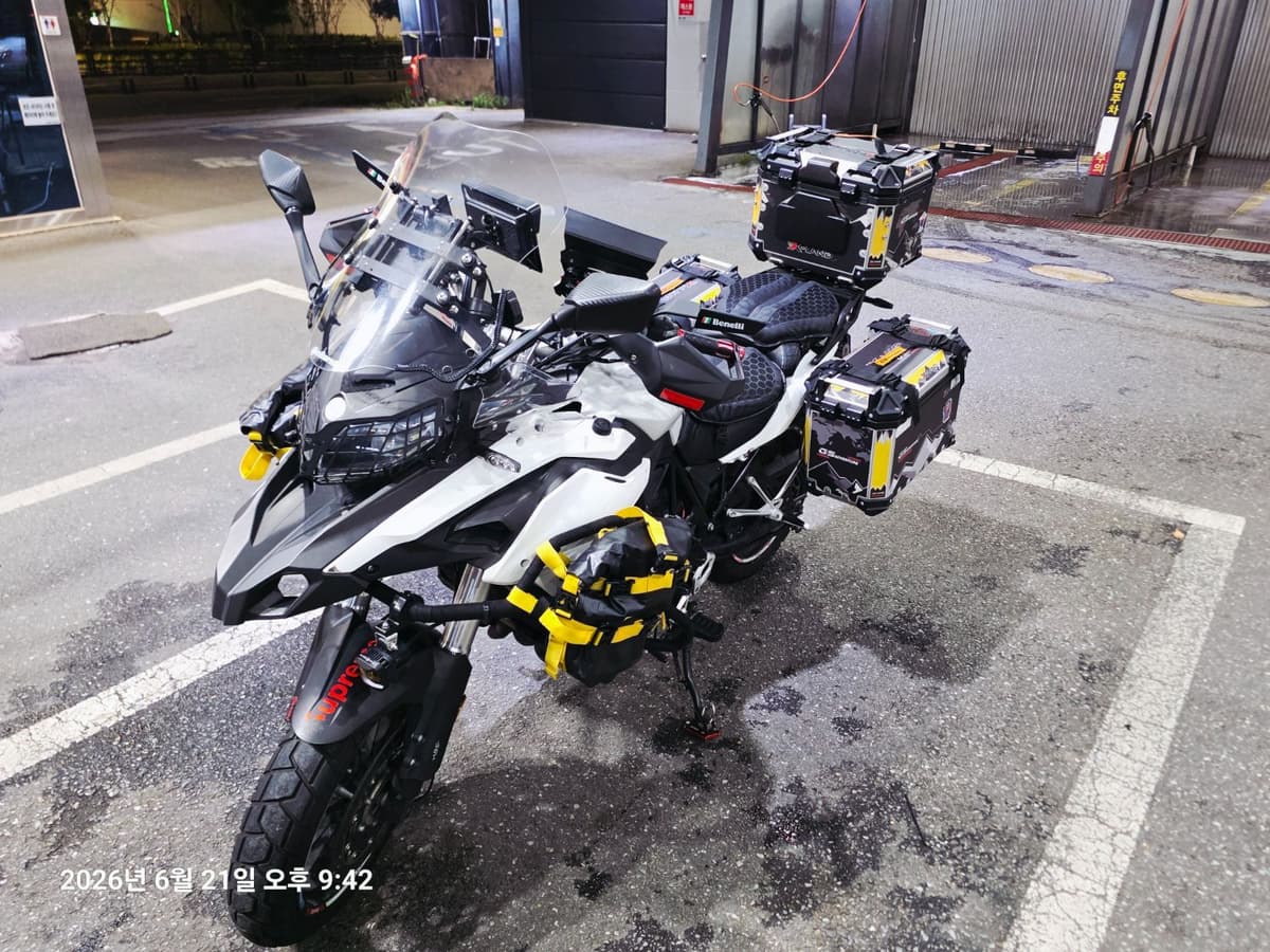 베넬리 TRK 502 more