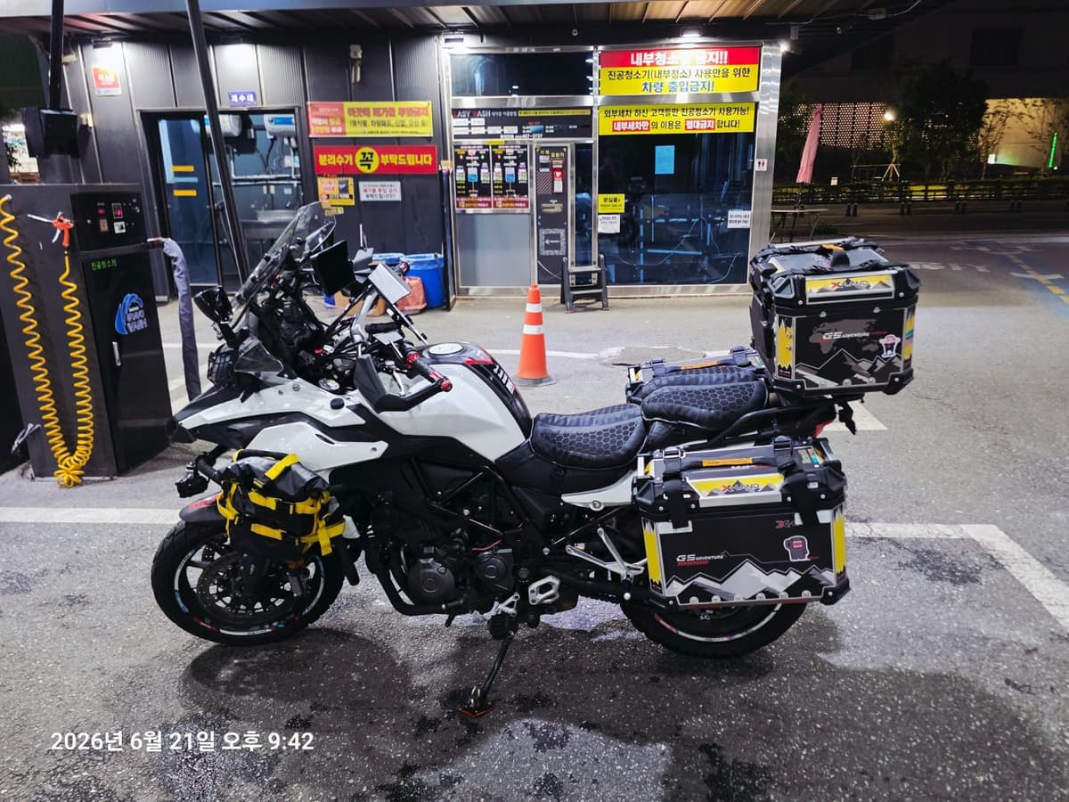 베넬리 TRK 502 7