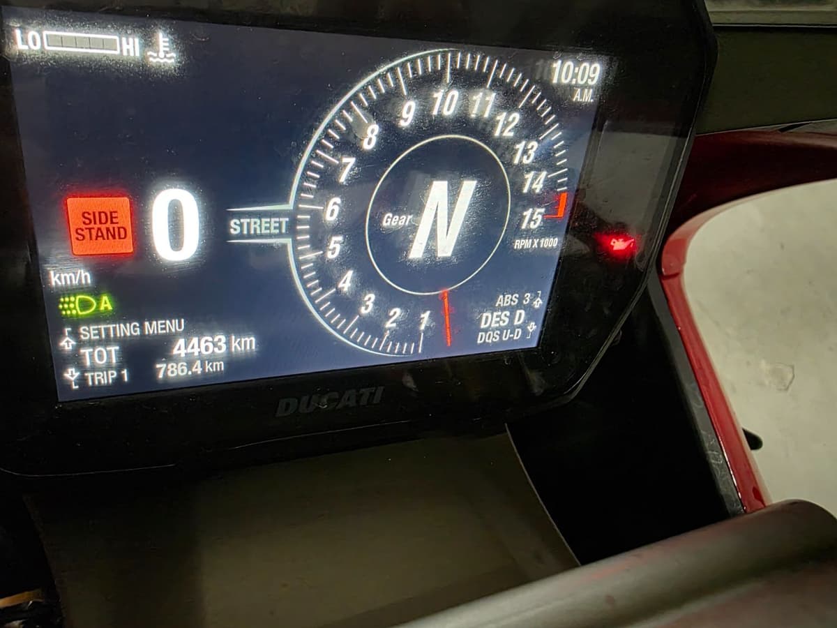 두카티 파니갈레 V4 S 9