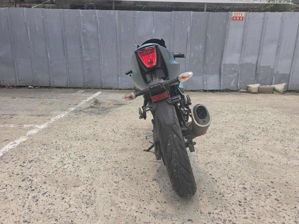 스즈키 GSX R 125 ABS 4