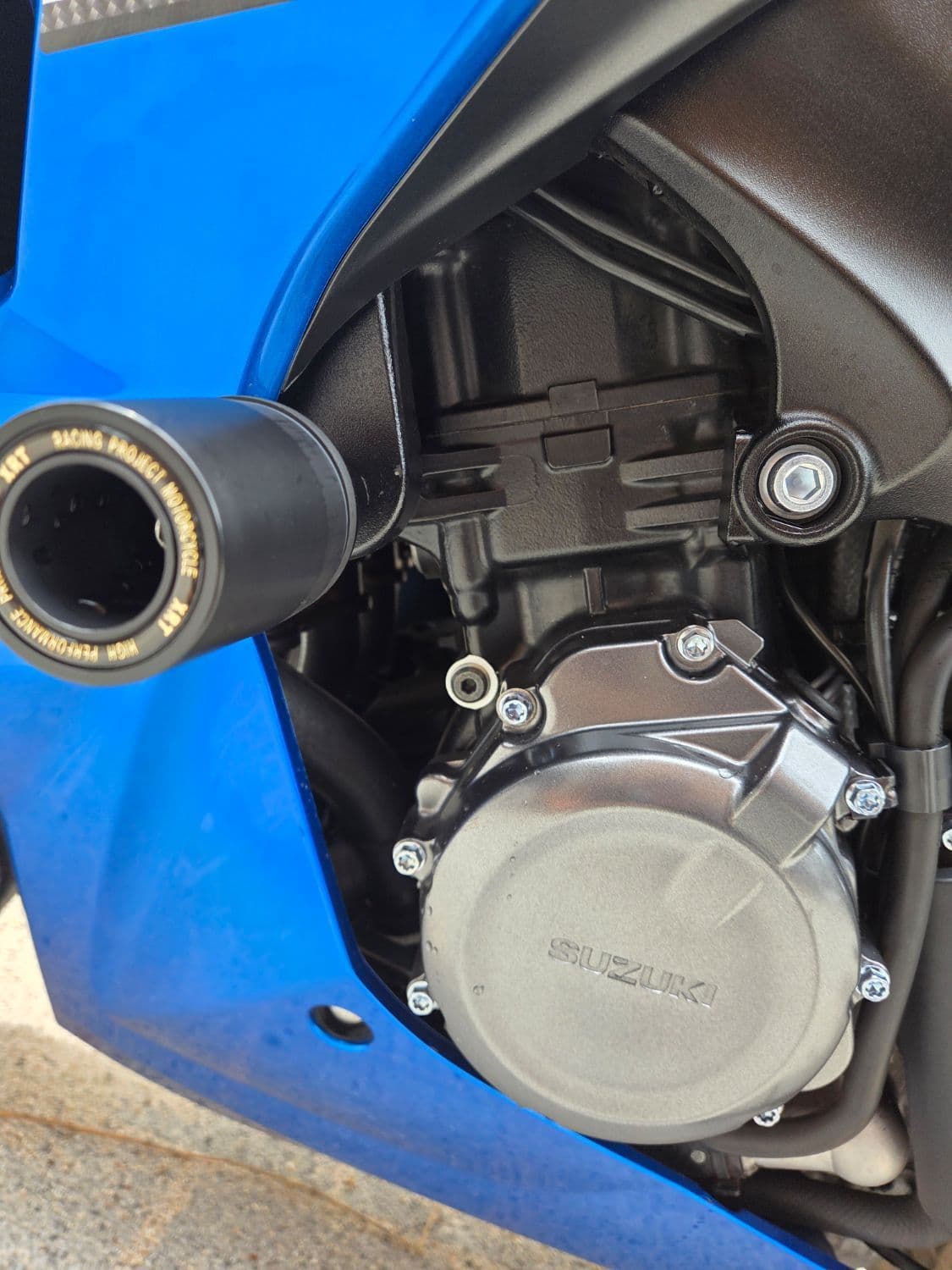 스즈키 GSX S 1000 GT 12