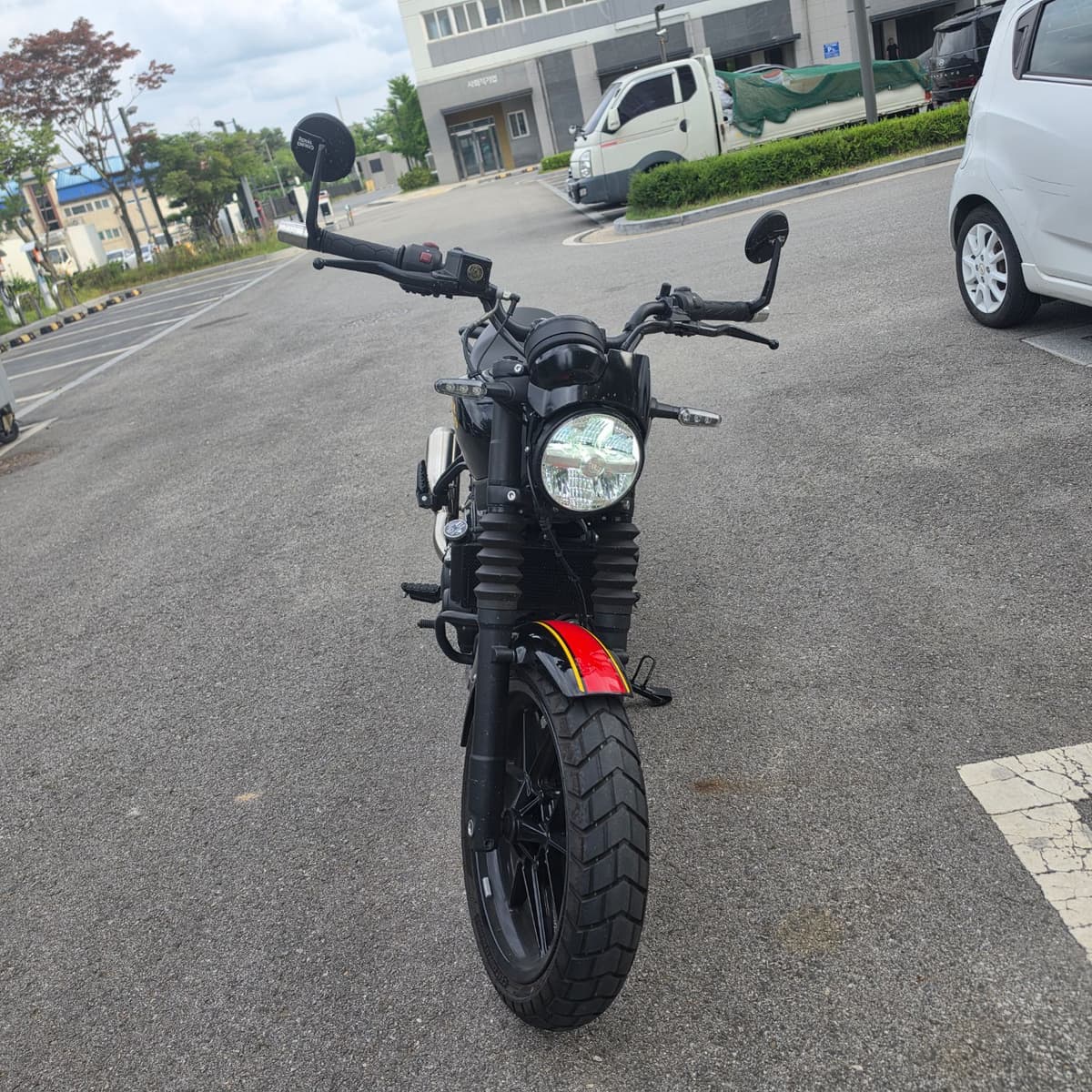 로얄엔필드 게릴라 450 3
