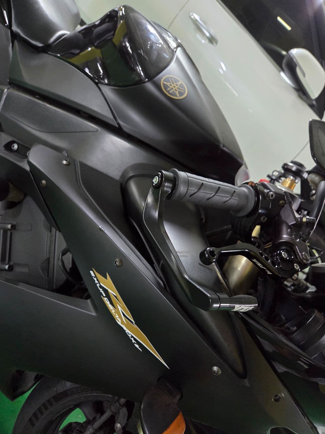 야마하 YZF R1 10