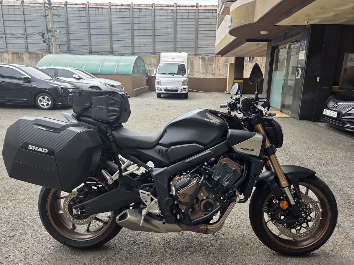 혼다 CB 650 R E-CLUTCH 1