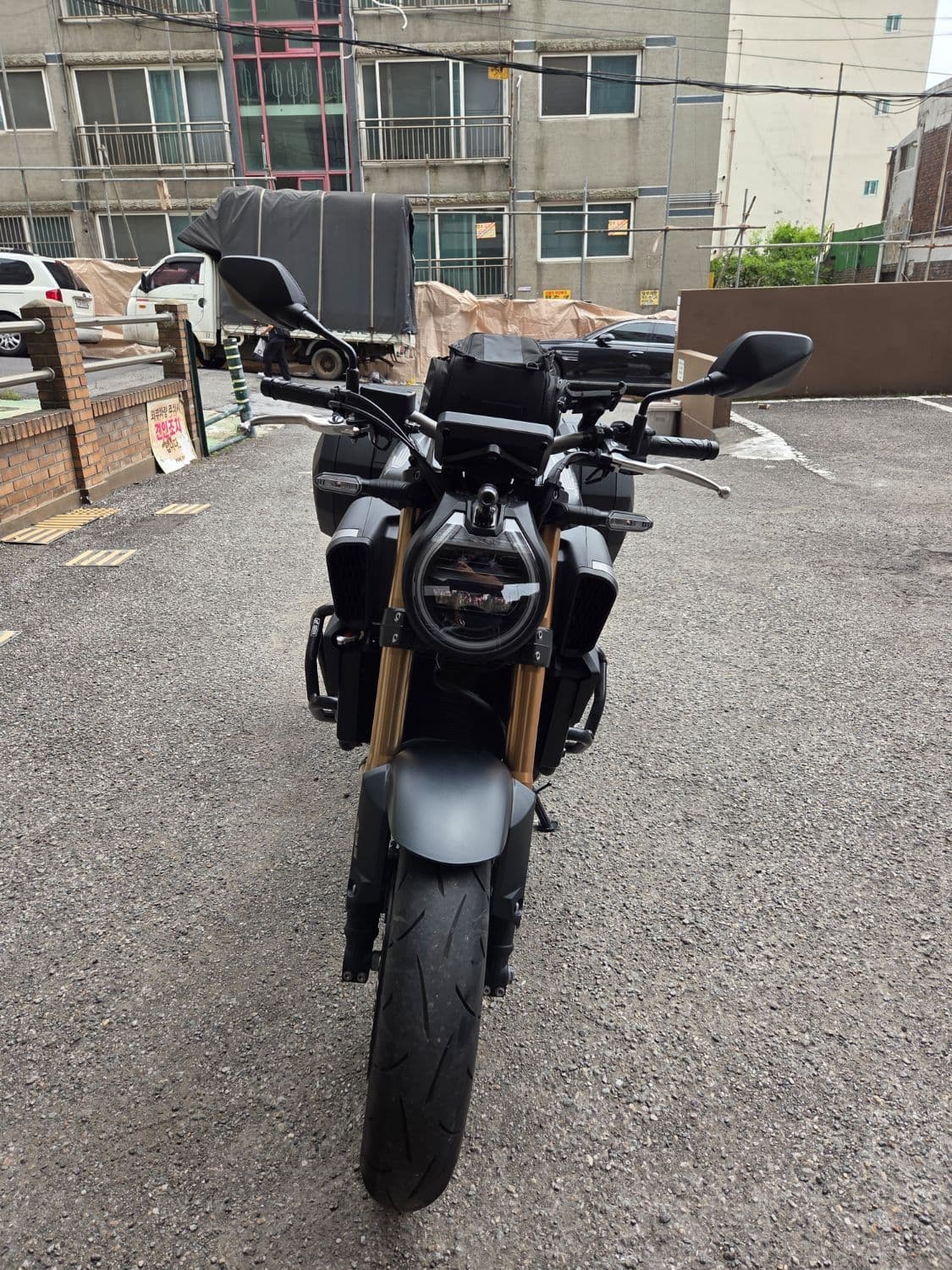 혼다 CB 650 R E-CLUTCH 4